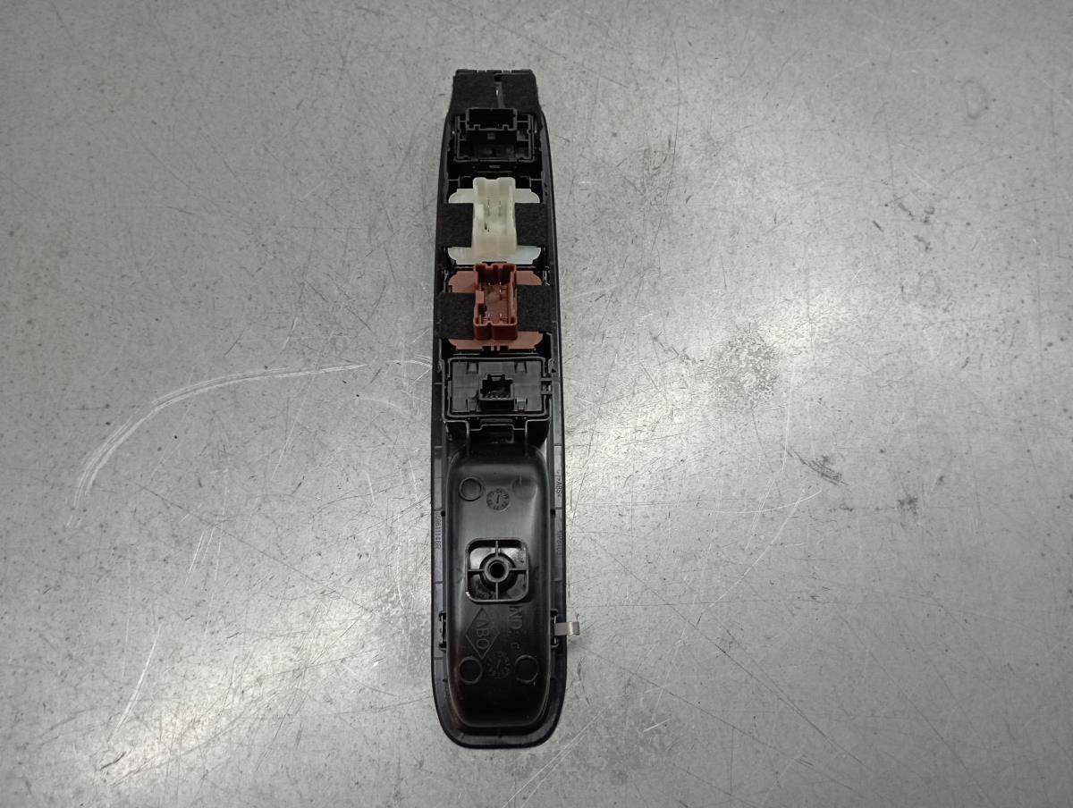 Left Front window control DACIA Sandero III Imagem-2