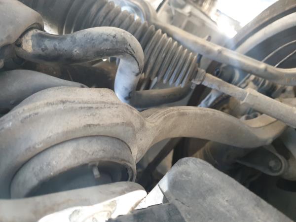 Braccio di sospensione anteriore destra MERCEDES-BENZ Classe E (W212)