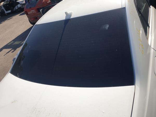 Vitre arrière MERCEDES-BENZ Classe E (W212)