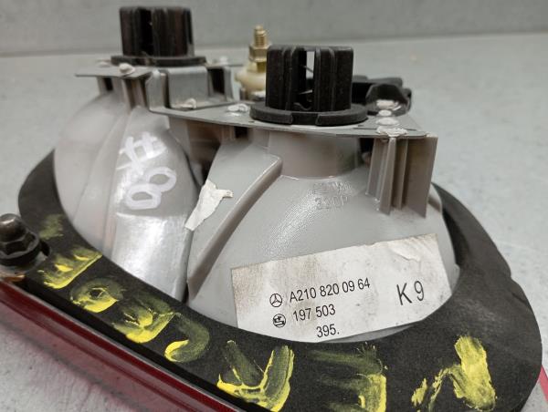 Left Tailgate light  MERCEDES-BENZ Classe E (W210) Imagem-2