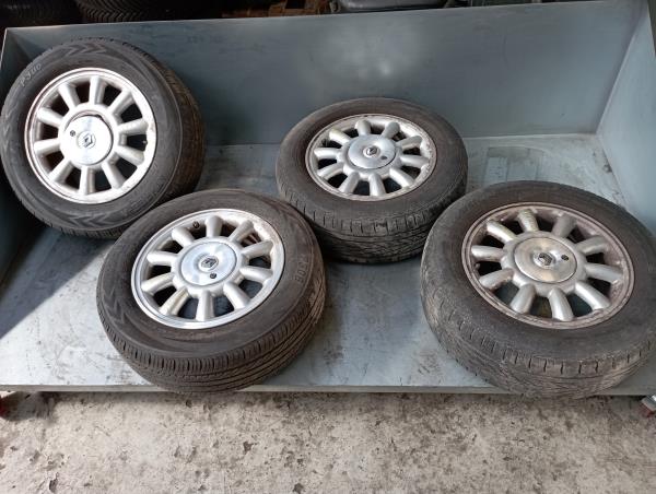 Ensemble de jantes RENAULT Laguna I (B56_, 556_)