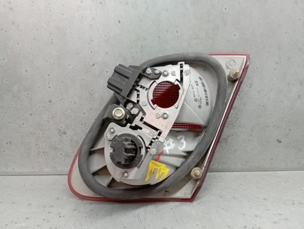 Fanale Sinistro Baule MERCEDES-BENZ Classe E (W210) Imagem-1