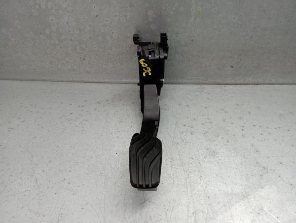 Accelerator Pedal RENAULT Clio V (BF_)