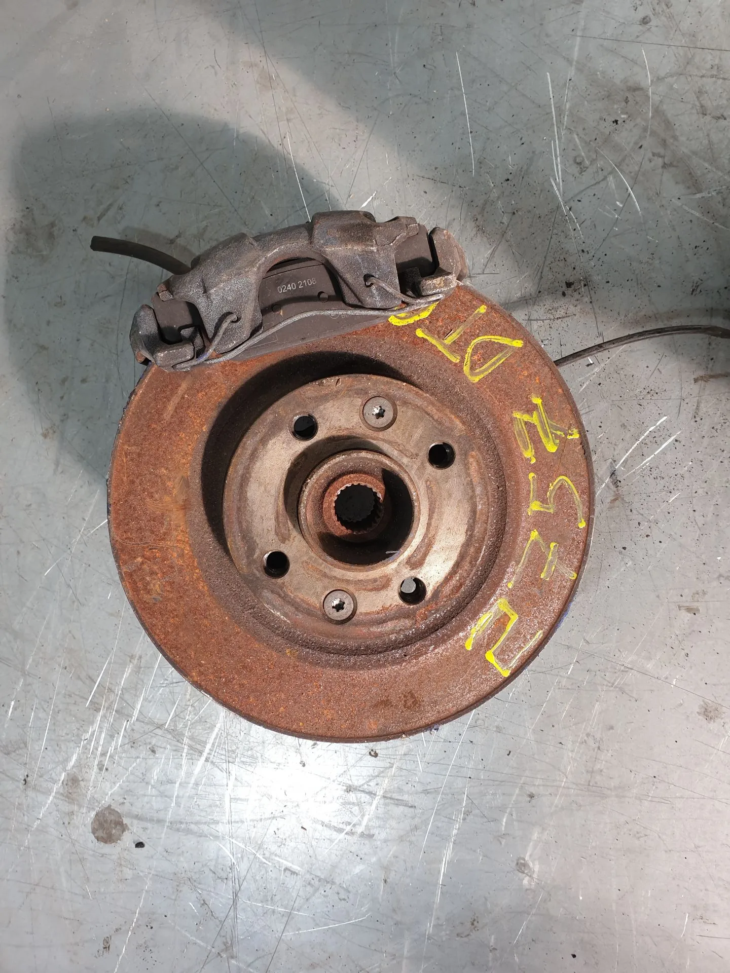 Mangueta delantera derecha RENAULT Clio IV (BH_)