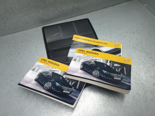 Borsa con manuale dell’utente del veicolo OPEL Insignia A Sports Tourer (G09) Imagem-1