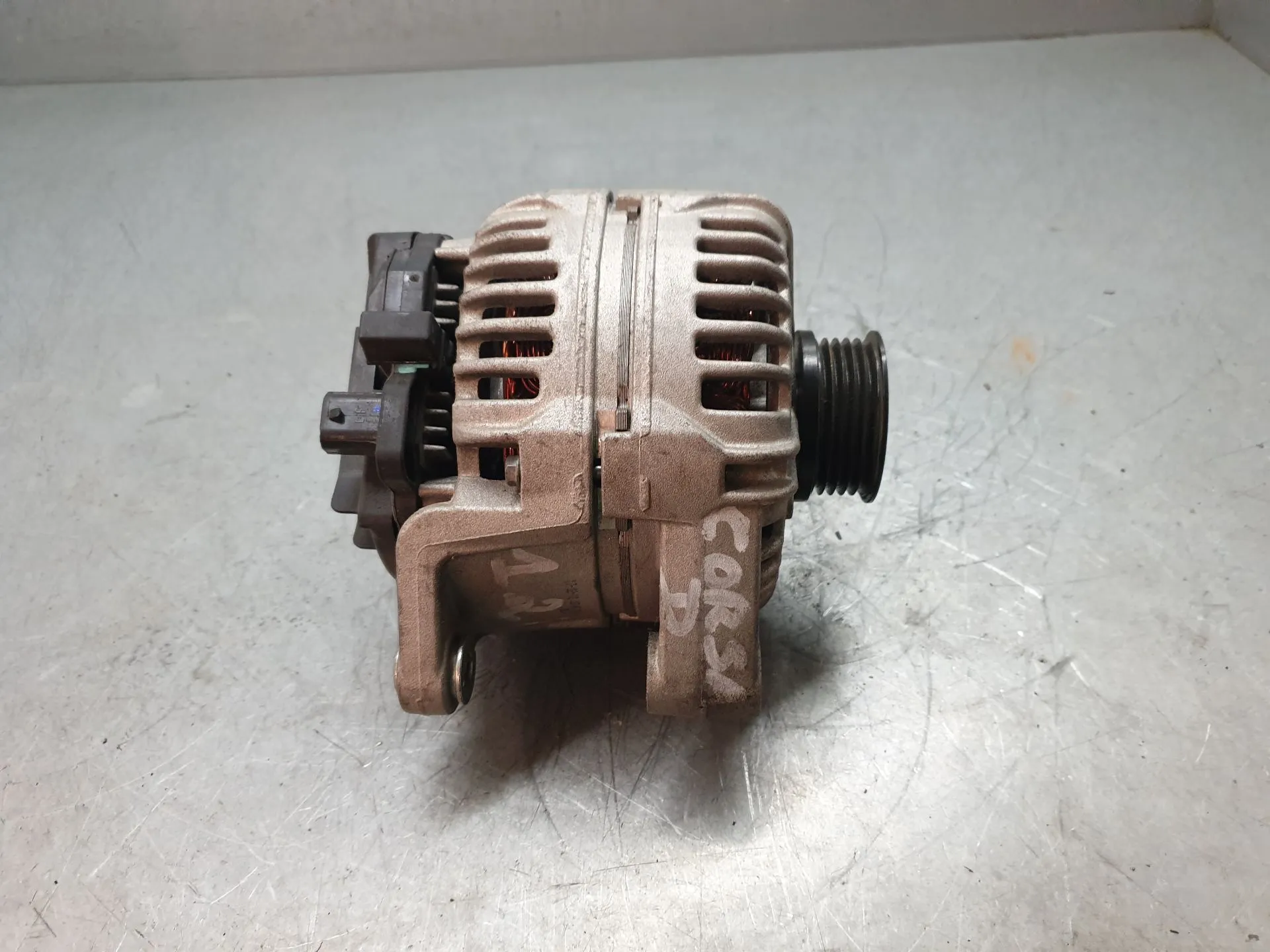 Alternador OPEL Corsa D
