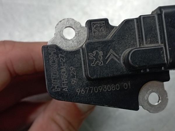 Medidor massa de ar / MAF PEUGEOT 308 SW II Imagem-3