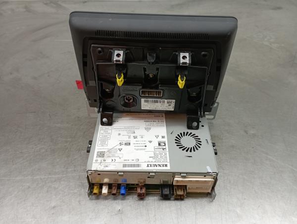 Kit Auto-rádio RENAULT Captur II Imagem-1