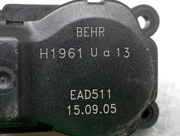 Motor del compuerta de la calefacción PEUGEOT 307 SW (3H) Imagem-4
