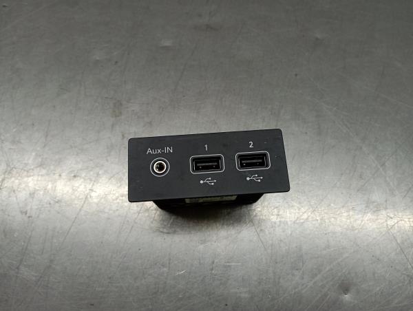 Módulo USB / AUX / IPOD RENAULT Captur II