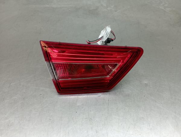 Feu de coffre Gauche RENAULT Clio IV (BH_)