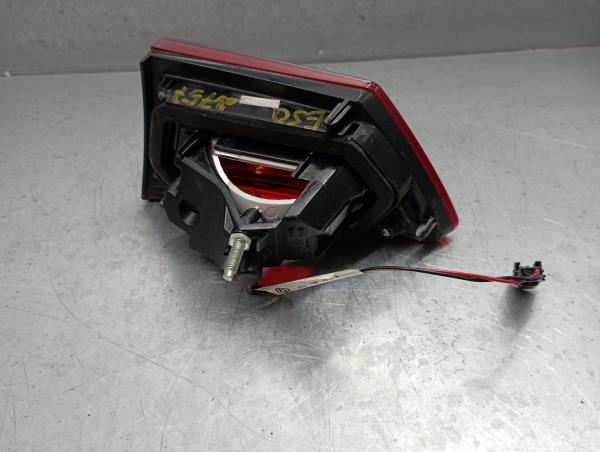 Feu de coffre Gauche RENAULT Clio IV (BH_) Imagem-1