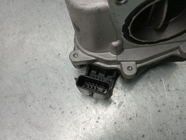 Throttle body RENAULT Captur (J5_) Imagem-3