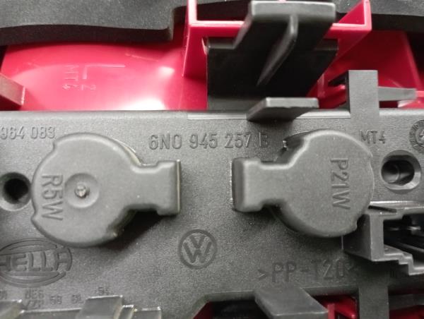 Feu arrière Gauche VOLKSWAGEN Polo (6N) Imagem-3
