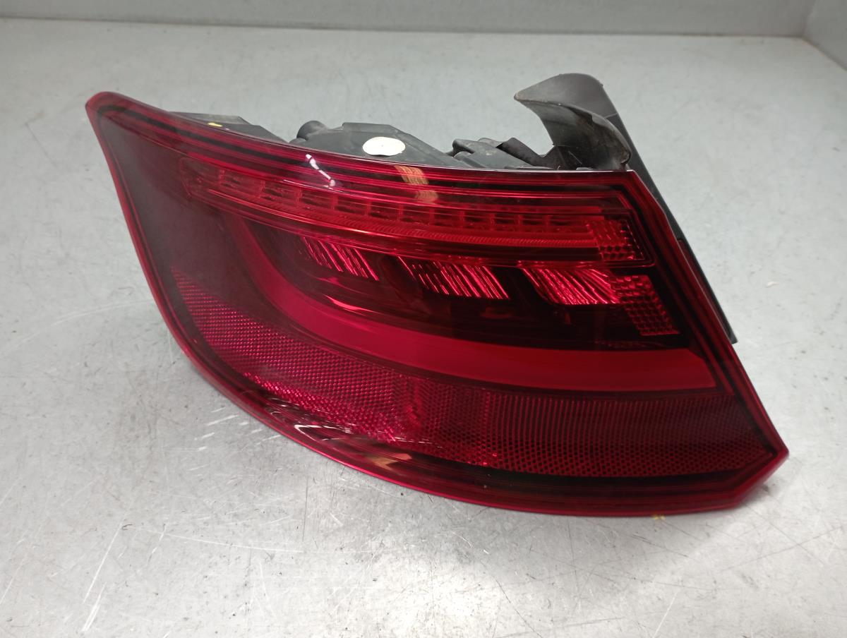 Feu arrière Gauche AUDI A3 Sportback (8VA, 8VF)