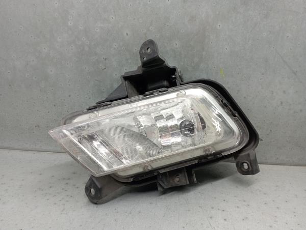 Faro antiniebla delantero izquierdo KIA Pro Ceed (JD)