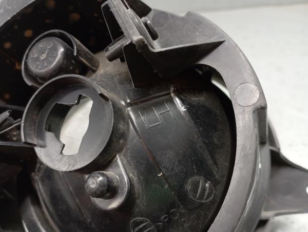 Left front fog light KIA Sorento I (JC) Imagem-2