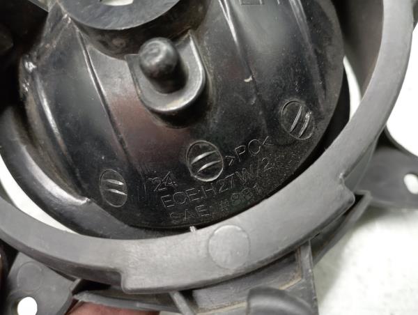 Left front fog light KIA Sorento I (JC) Imagem-4