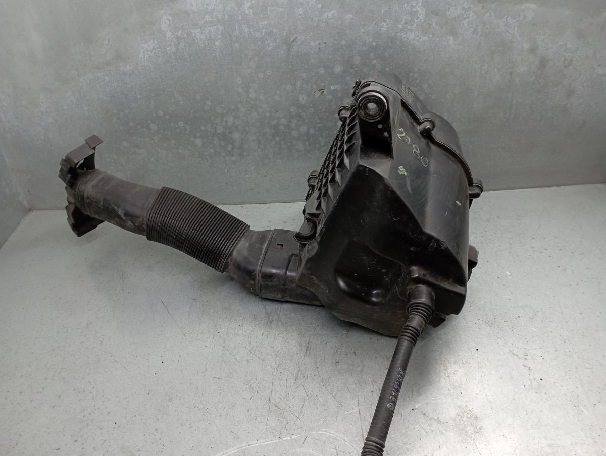 Air filter box VOLKSWAGEN Polo (6R, 6C)