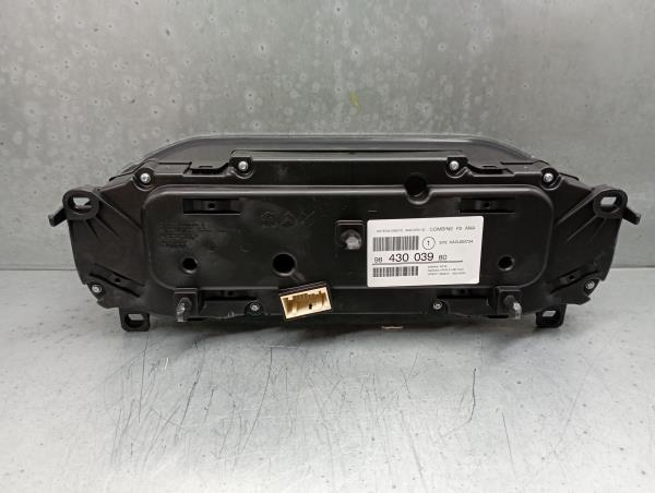 Quadrante / painel de instrumentos PEUGEOT 208 II Imagem-1