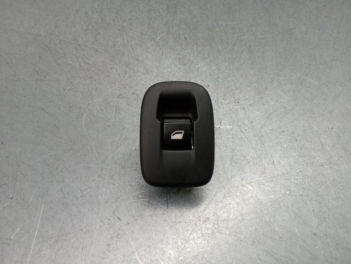 Mando / interruptor elevalunas delantero derecho PEUGEOT 2008 I (CU_)