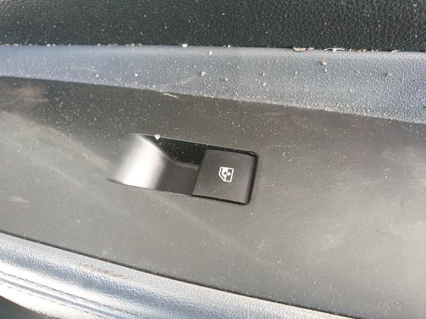 Mando / interruptor elevalunas delantero derecho OPEL Mokka / Mokka X