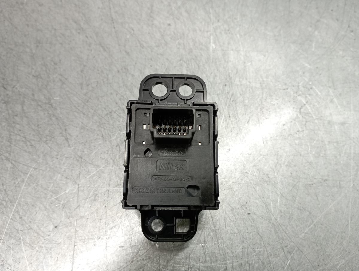 Botão / interruptor travão de parque NISSAN Qashqai II (J11) Imagem-1