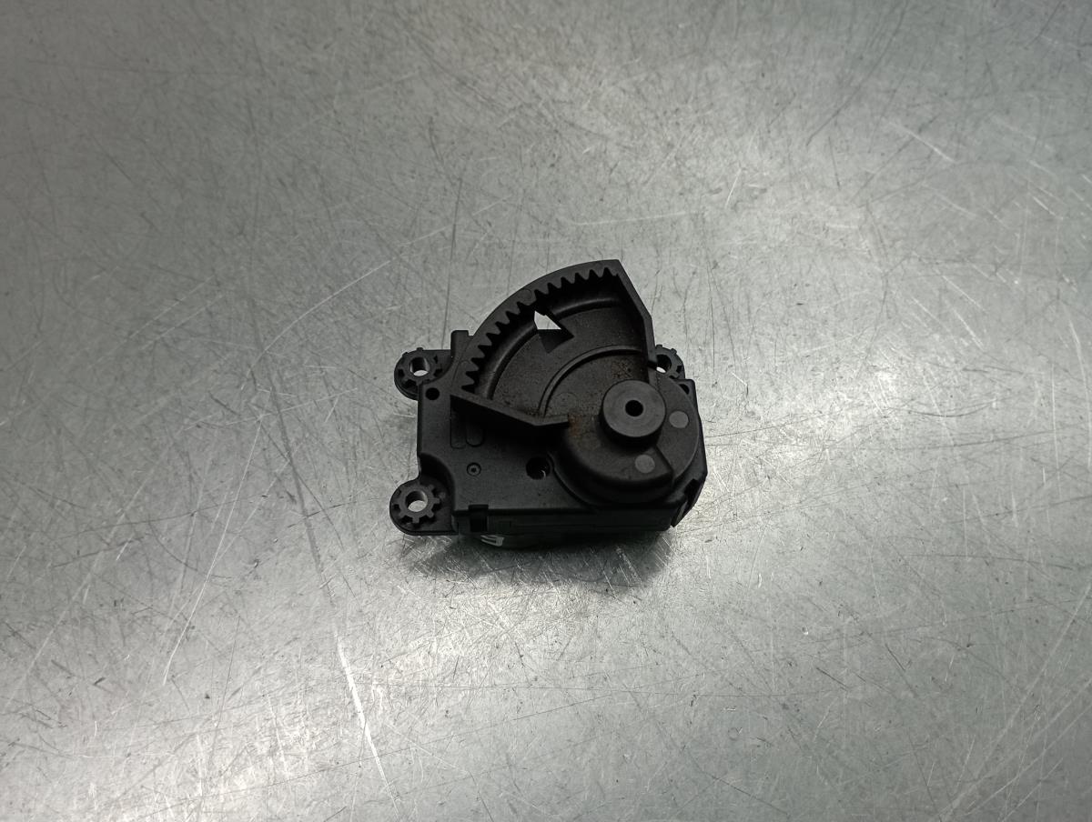 Motor del compuerta de la calefacción PEUGEOT 308 SW II