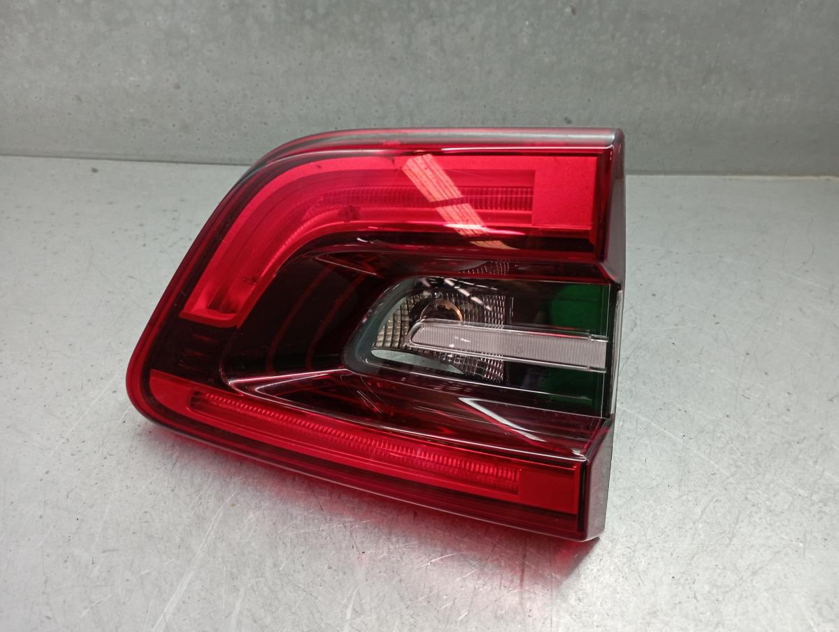 Feu de coffre Gauche RENAULT Kadjar (HA_, HL_) Imagem-1