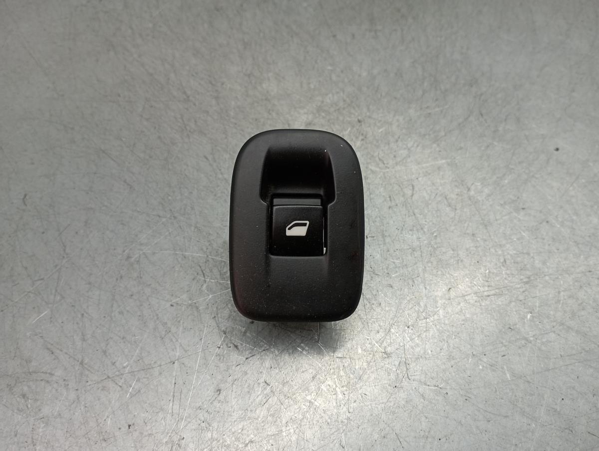Mando / interruptor elevalunas delantero derecho PEUGEOT 2008 I (CU_)