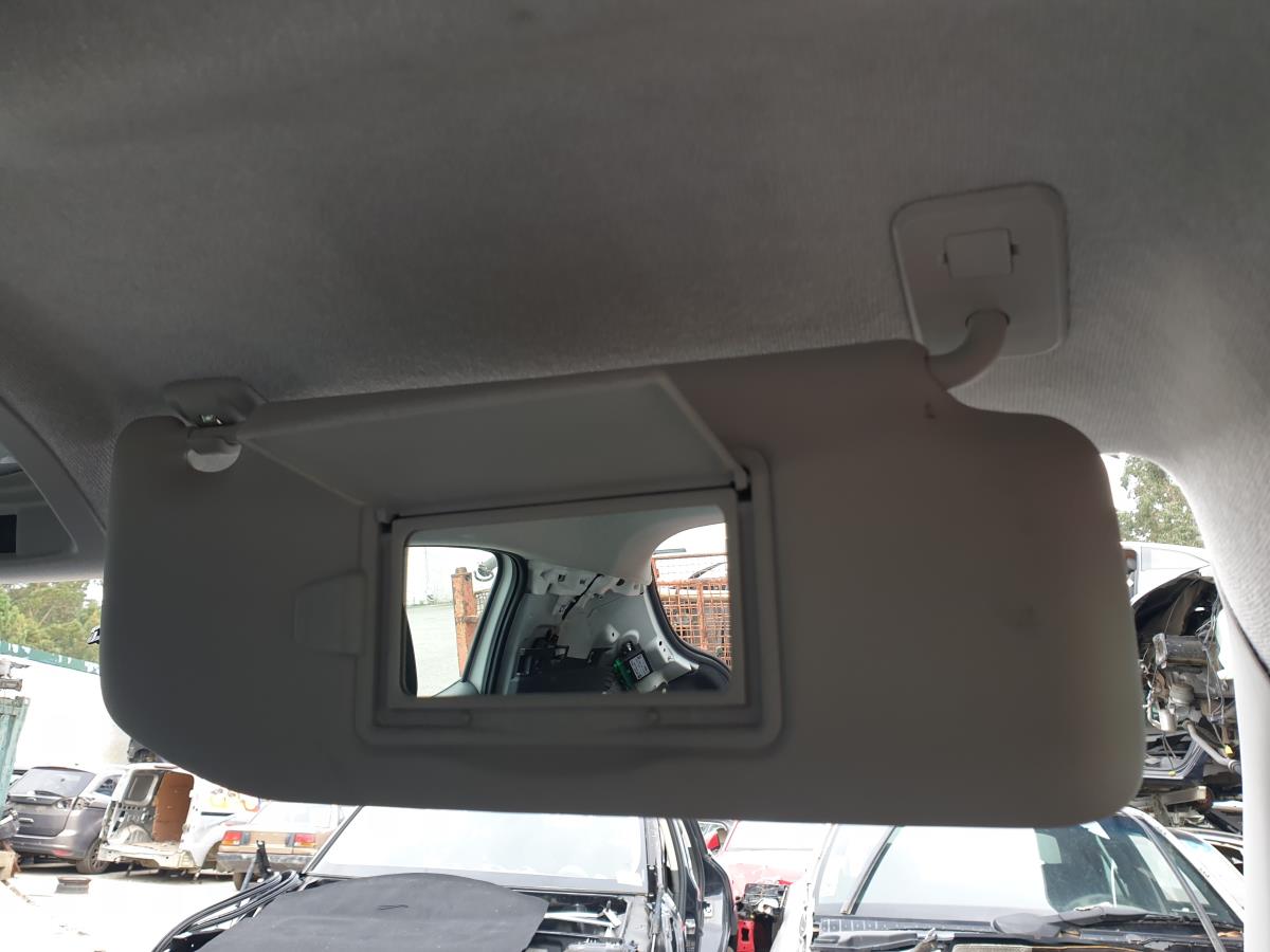 Parasol Derecho CITROËN C3 III Van (SX_, SY_) Imagem-2