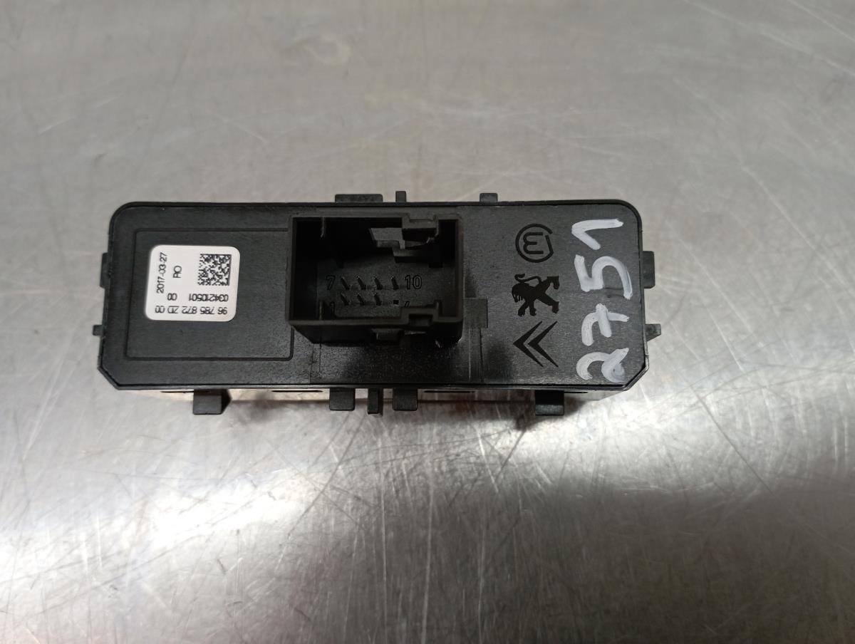 Multifunction control PEUGEOT 308 SW II Imagem-1