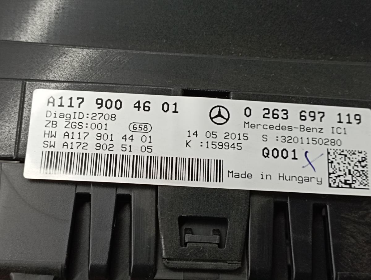 Quadrante / painel de instrumentos MERCEDES-BENZ CLA Shooting Brake (X117) Imagem-3