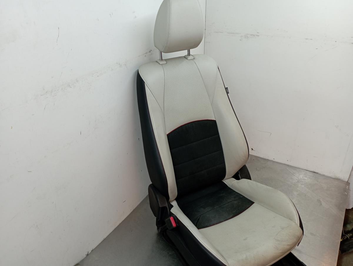 Left Front Seat MAZDA CX-3 (DK) Imagem-2