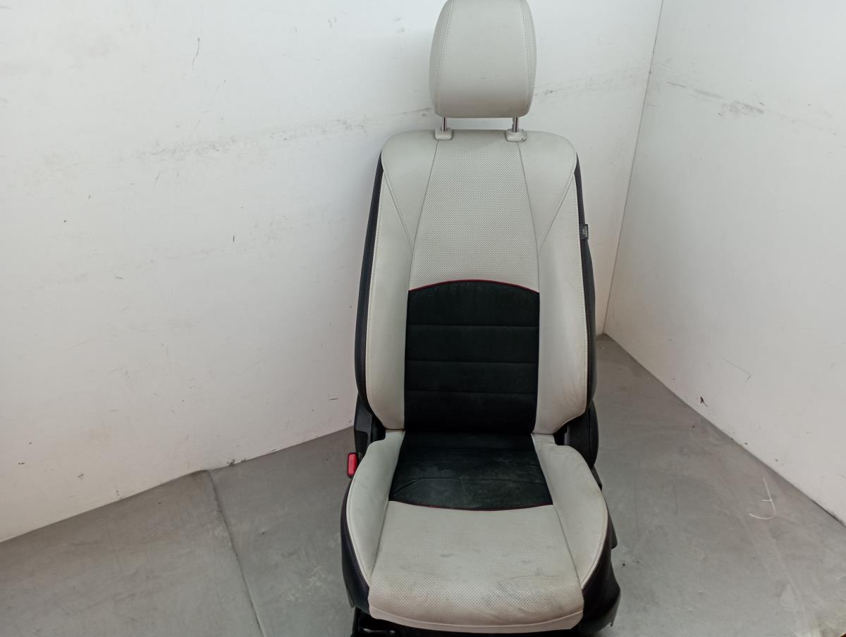 Left Front Seat MAZDA CX-3 (DK)