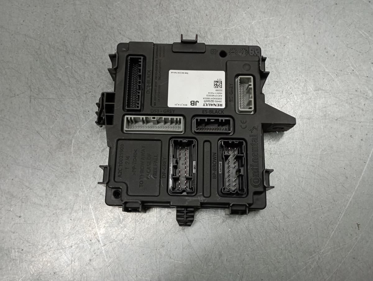 Módulo de confort RENAULT Clio V (BF_)