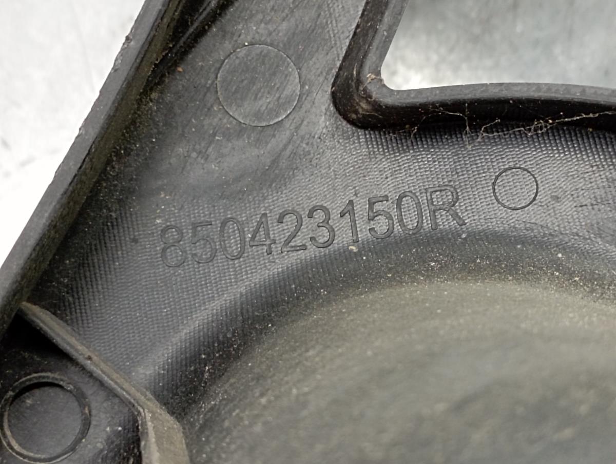 Guía de Parachoques trasero derecho RENAULT Talisman (L2M_) Imagem-2