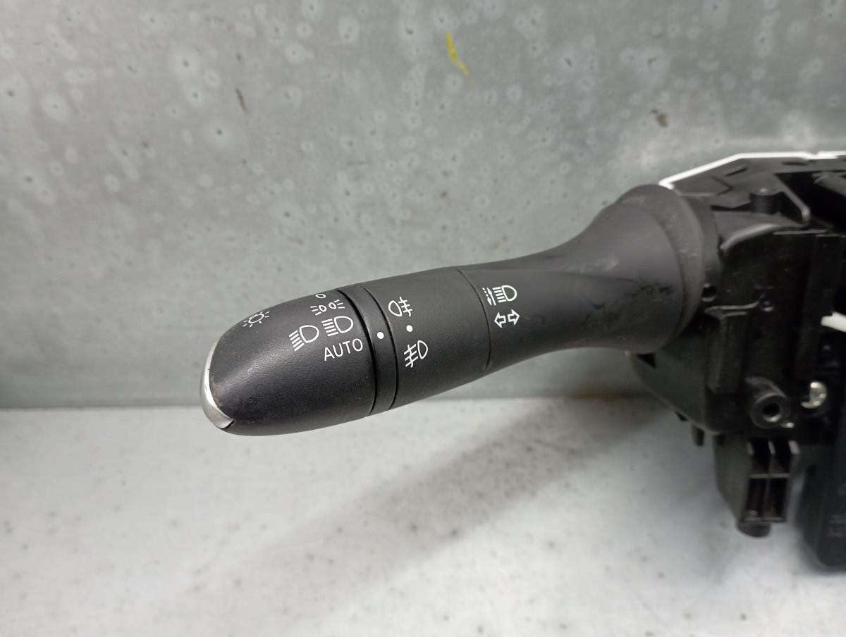 Ensemble leviers d'éclairage et essuie-glace RENAULT Megane IV (B9A/M_) Imagem-1