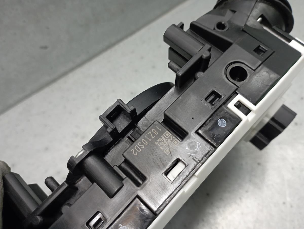 Ensemble leviers d'éclairage et essuie-glace RENAULT Megane IV (B9A/M_) Imagem-5