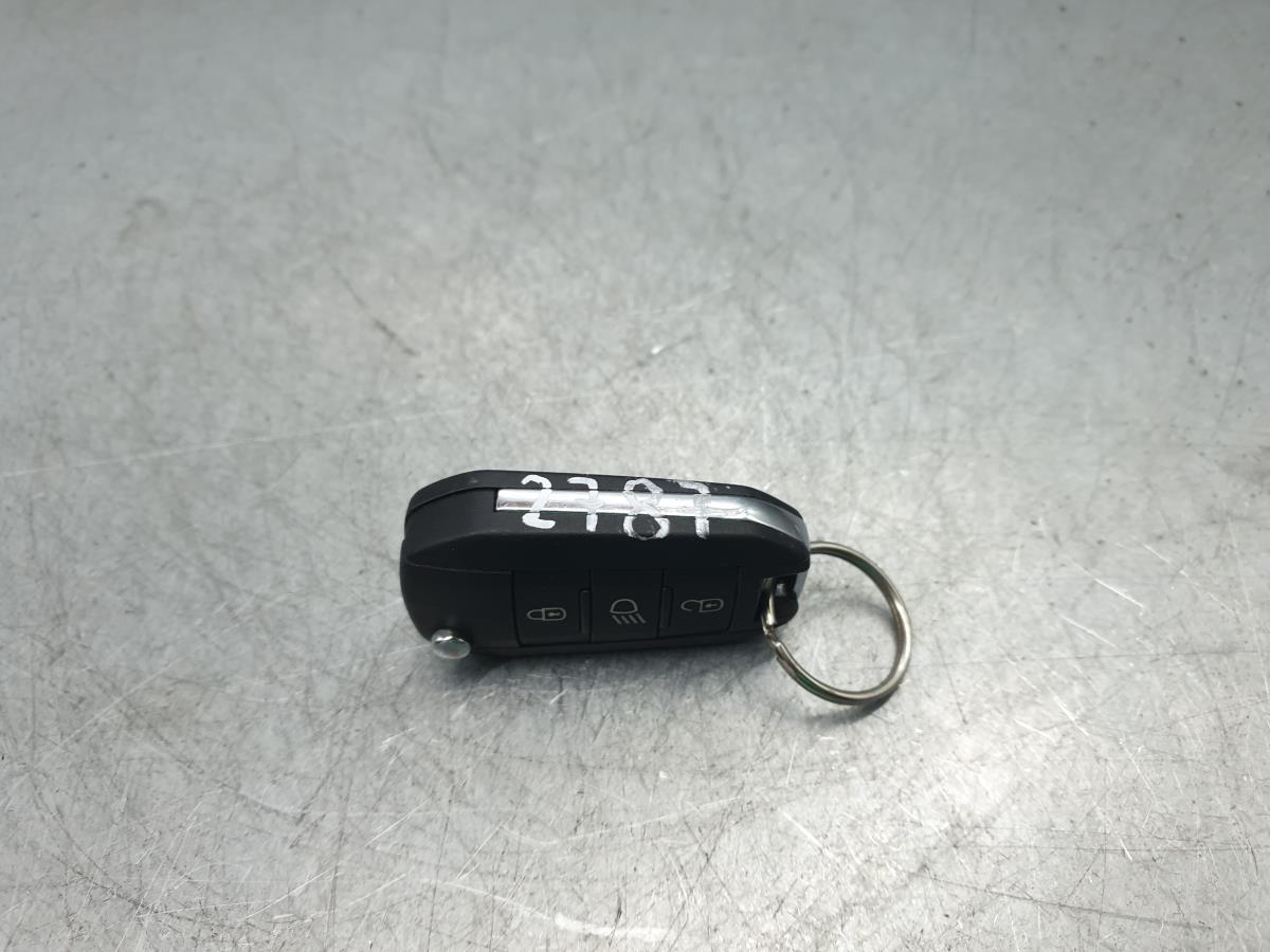 Borracha genérica PEUGEOT 208 II Imagem-2