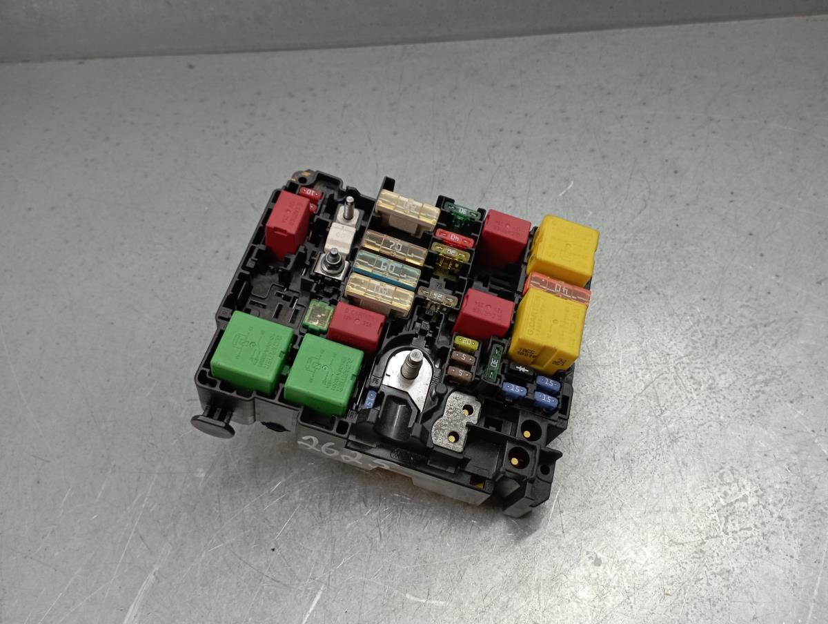 Caixa fusíveis / SAM / BSI PEUGEOT 208 Imagem-0