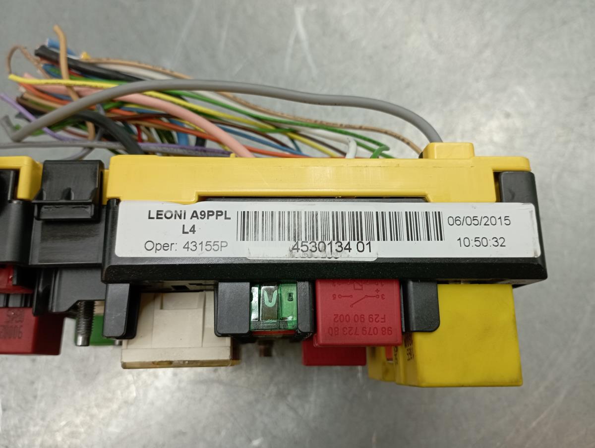 Caixa fusíveis / SAM / BSI PEUGEOT 208 Imagem-3