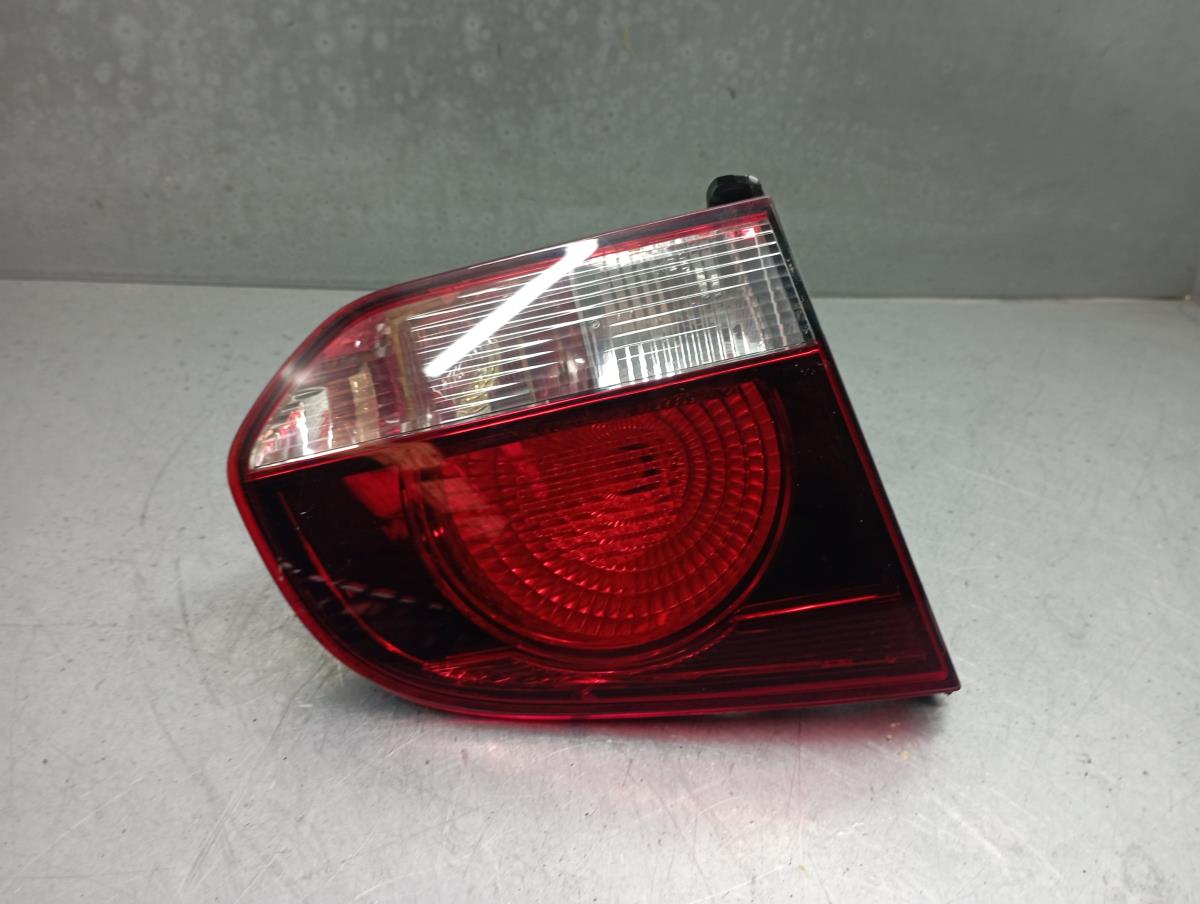 Feu de coffre Gauche VOLKSWAGEN Golf VI (5K1)