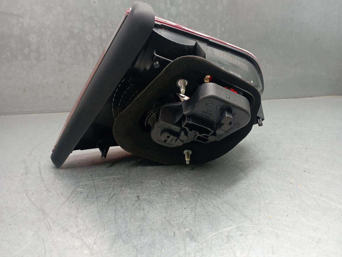 Feu de coffre Gauche VOLKSWAGEN Golf VI (5K1) Imagem-2