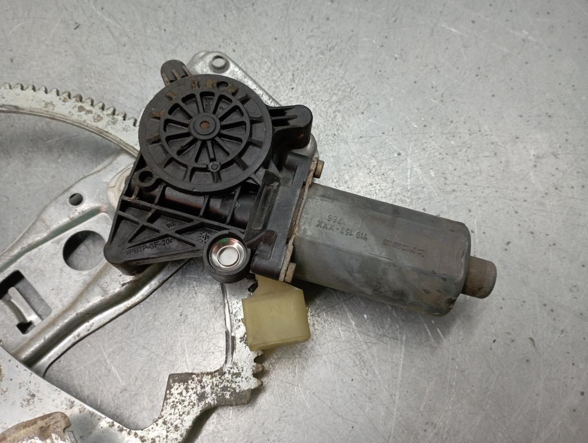 Elevador vidros frente direito MERCEDES-BENZ Classe C (W202) Imagem-2