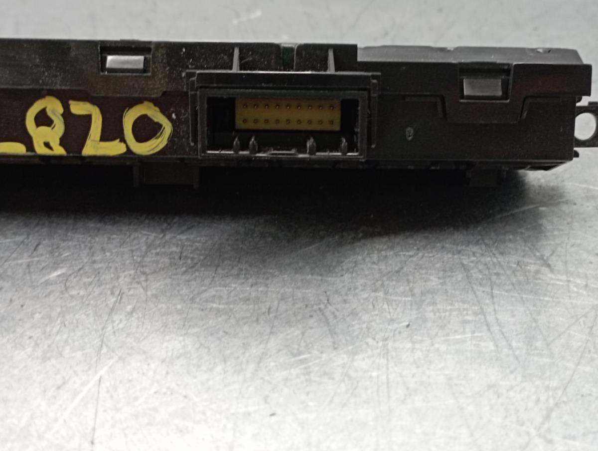 Botão / interruptor 4 piscas RENAULT Clio V (BF_) Imagem-1