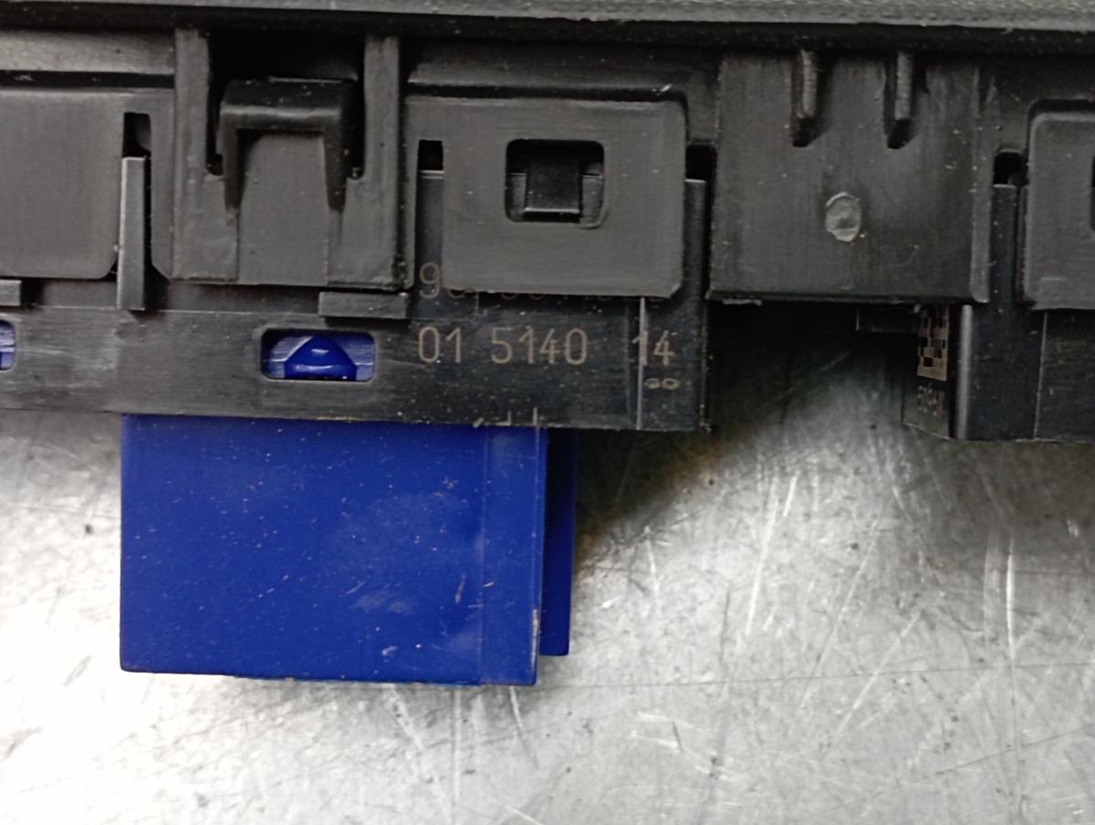 Multifunction control PEUGEOT 208 Imagem-2