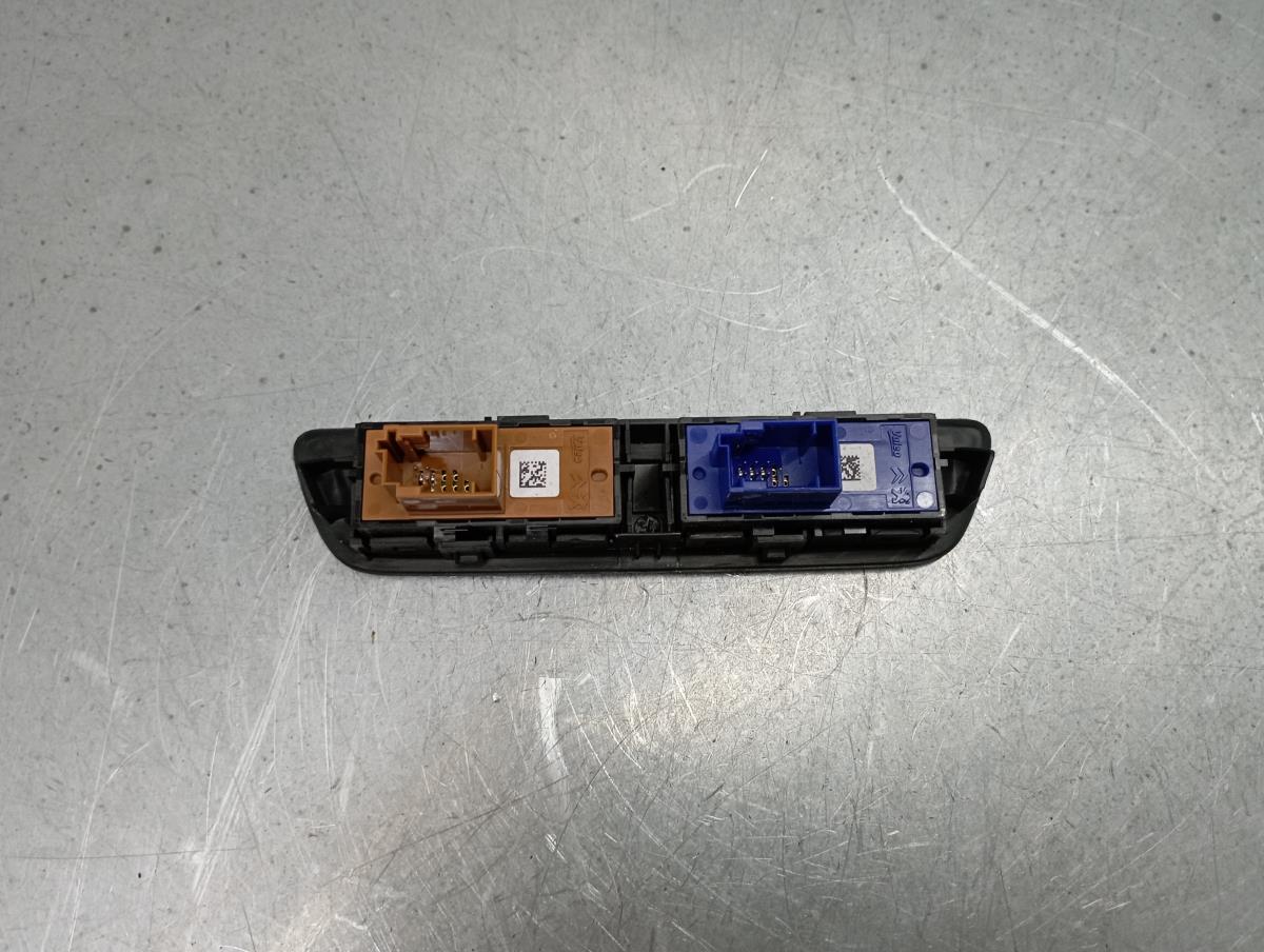 Multifunction control PEUGEOT 208 Imagem-1