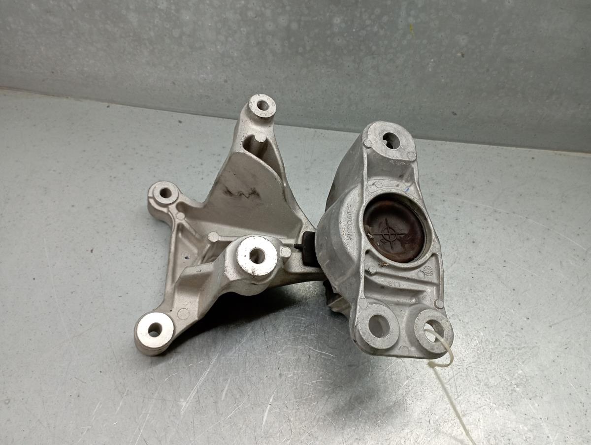 Engine Mount NISSAN Micra V (K14) Imagem-1