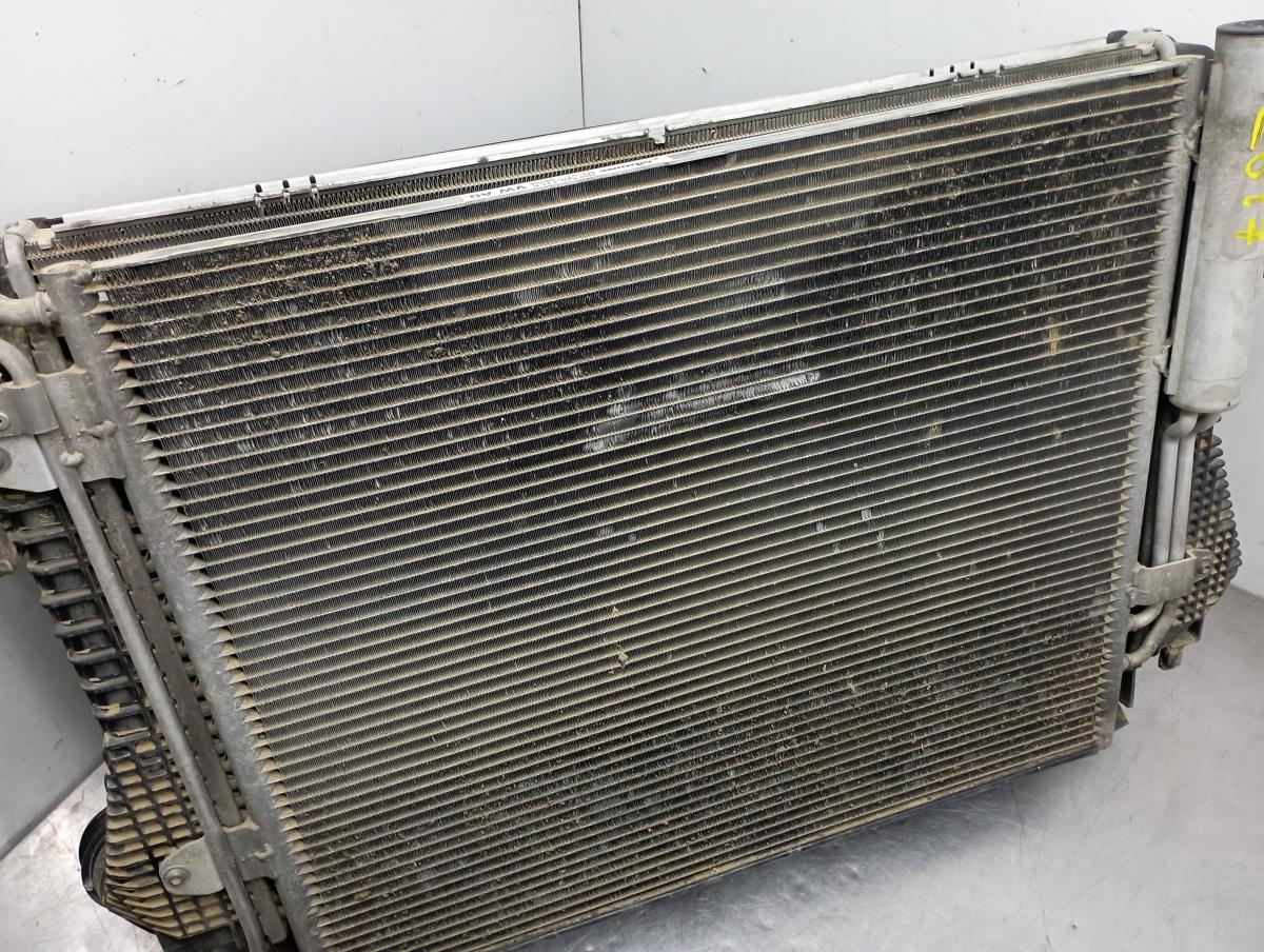 Condensatore aria condizionata (A/C) SEAT Alhambra (710, 711) Imagem-1